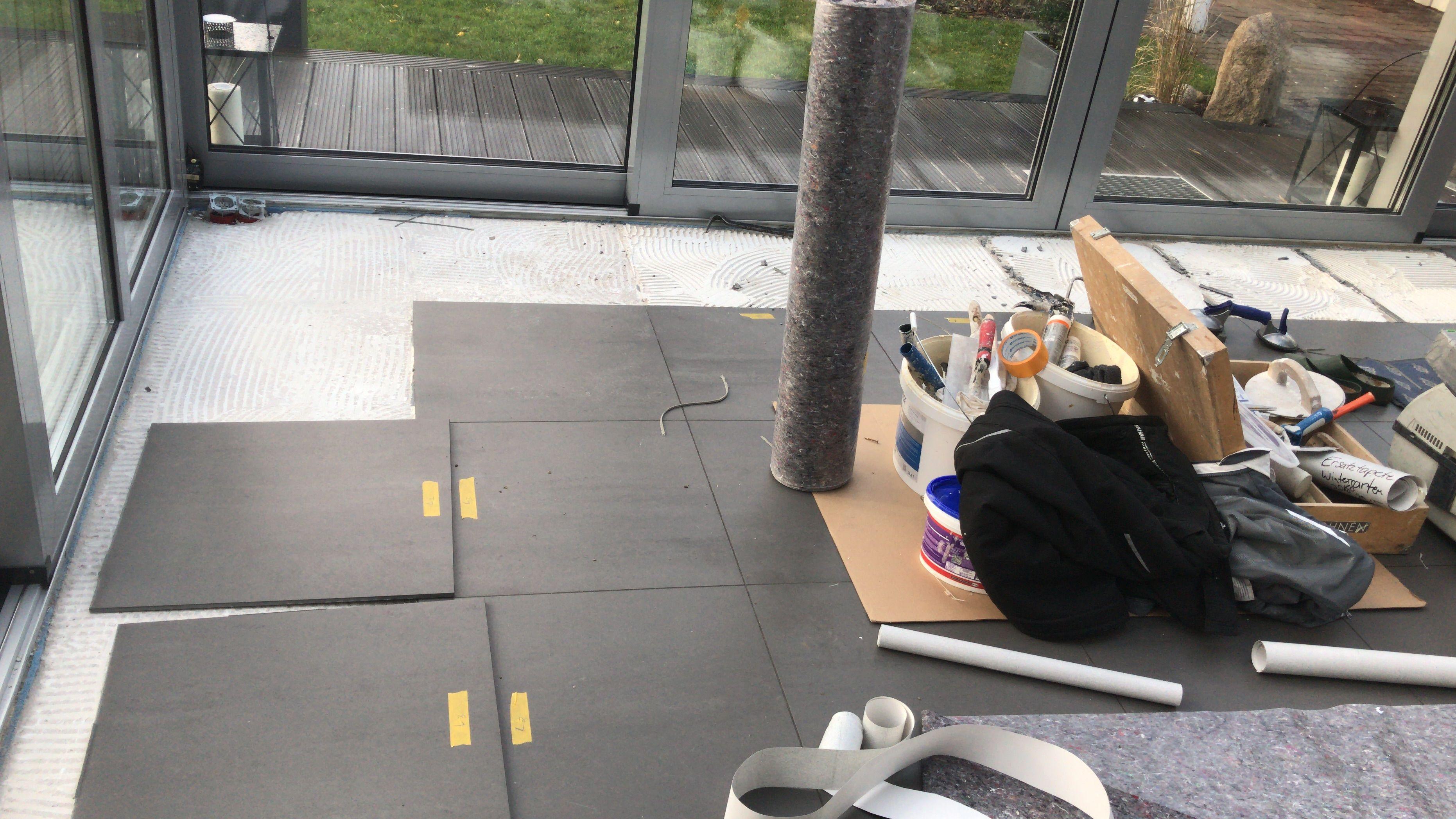 Innenumbau mit Glasanbau und Bodenarbeiten